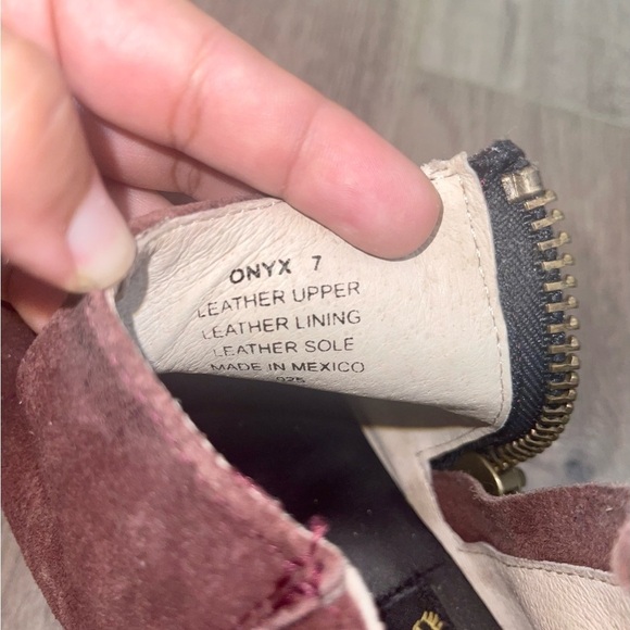 Freebird by Steven Onyx handcrafted bootie, in wine suede. - Picture 6 of 7